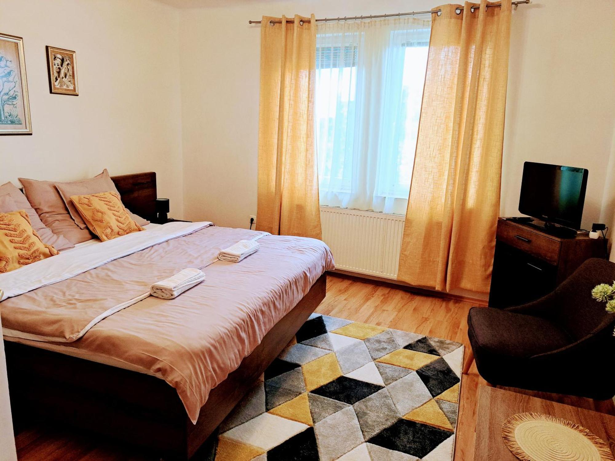 Orient Apartmanhaz Eger Exterior foto